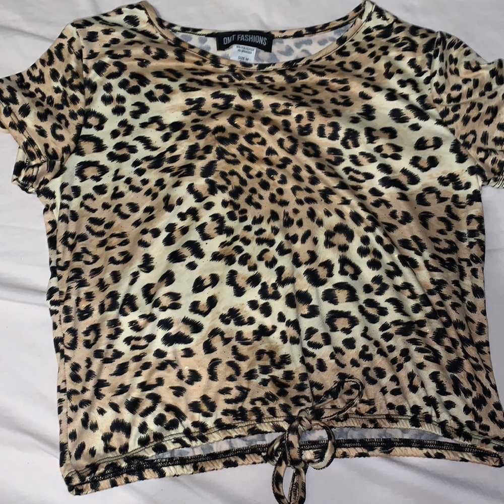 leopard cheetah print tie hem tee